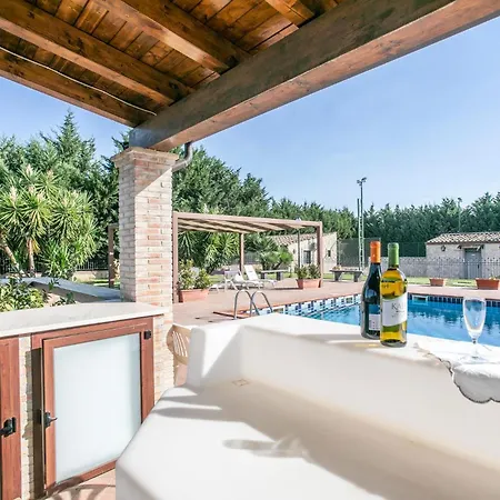 1 Bedroom Lovely In Casa vacanze